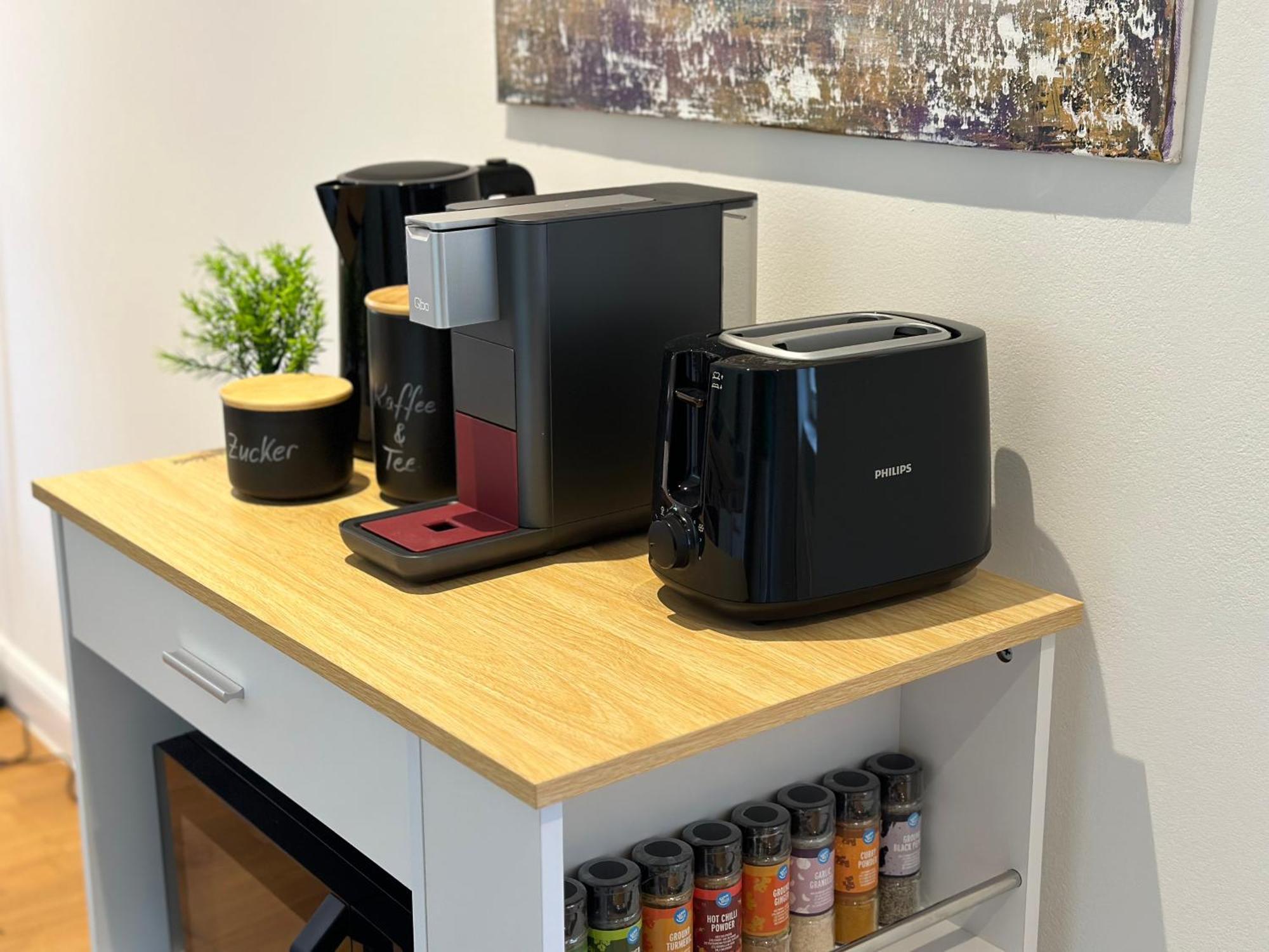 Bella Casa - Business&Family, 100M Zum Konzerteingang Schloss, Parkplatz, Smarttv, Netflix, Waschmaschine, 24H Checkin, 36Qm, Ap 12 Ludwigsburg Bagian luar foto