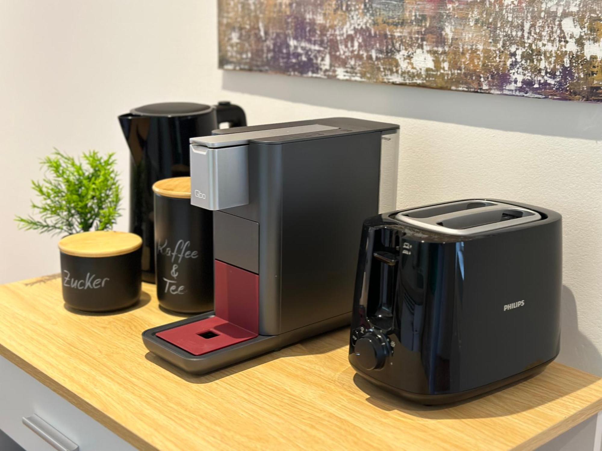 Bella Casa - Business&Family, 100M Zum Konzerteingang Schloss, Parkplatz, Smarttv, Netflix, Waschmaschine, 24H Checkin, 36Qm, Ap 12 Ludwigsburg Bagian luar foto